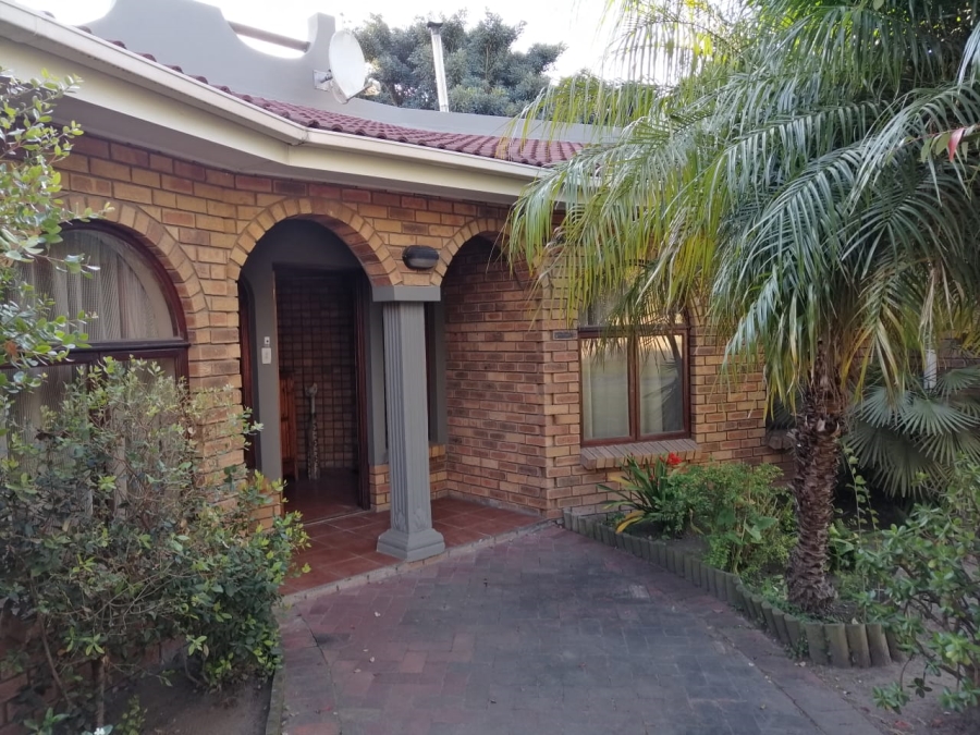 4 Bedroom Property for Sale in Heather Park Western Cape